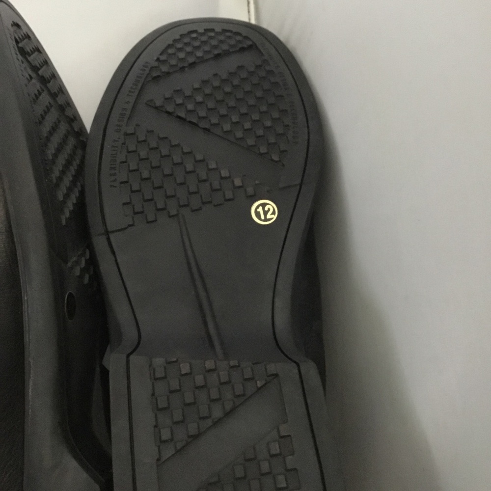 DRESS-UP SHOES FOR MEN. - Picture 5 of 6